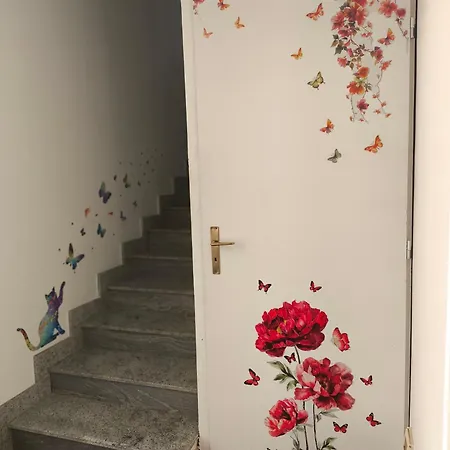 Rainbow Apartment Scordia