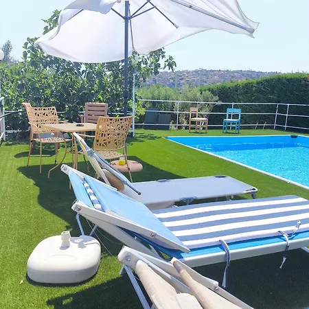 Rainbow Apartment Scordia